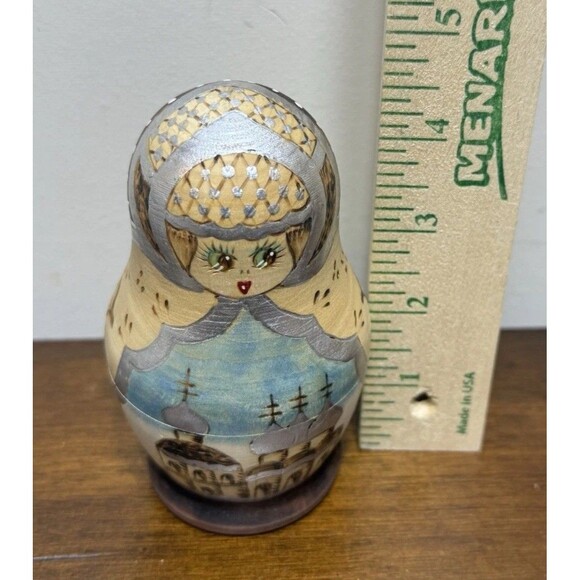 Vintage Hand Painted Russian Matryoshka 5 Piece Set 4.75“ Nesting Dolls Signed - Picture 6 of 6